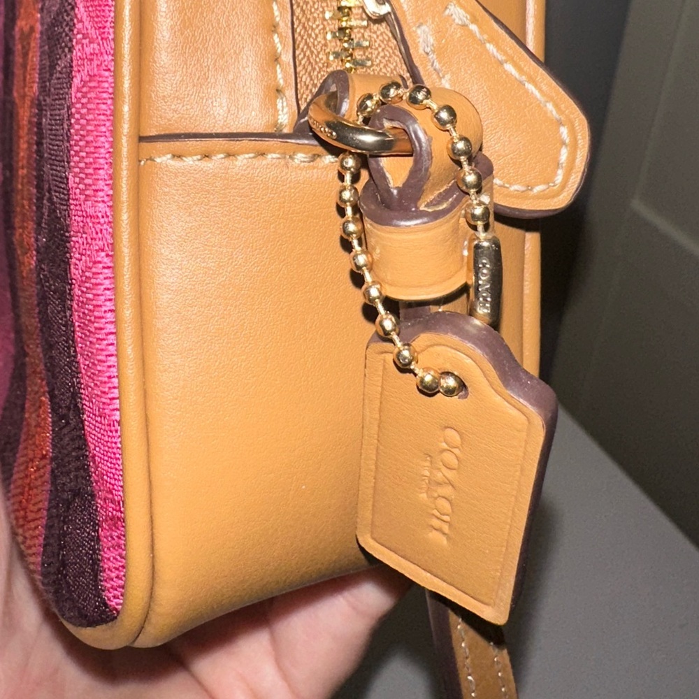 Coach Mini Camera Bag! - Picture 8 of 9